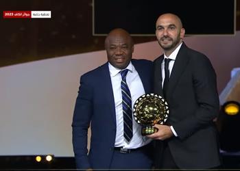 جوائز الكاف 2023 وليد الركراكي أفضل مدرب في إفريقيا