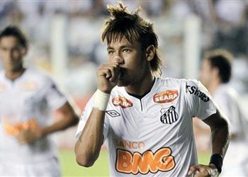 تقارير سانتوس يسعى لاستعادة نيمار في 2025