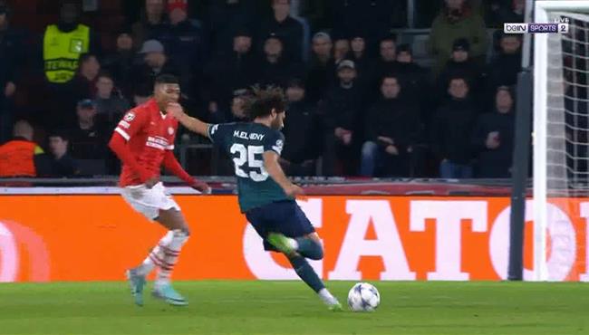 ملخص لمسات محمد النني في مباراة ارسنال ايندهوفن بدوري ابطال اوروبا