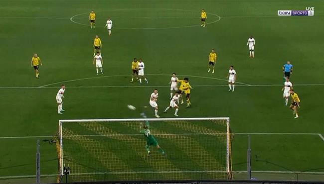 تصدي دوناروما الرائع امام بوروسيا دورتموند في دوري ابطال اوروبا