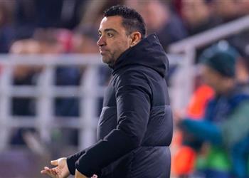 تشافي بعد هزيمة برشلونة أمام أنتويرب توقفوا عن إثارة الجدل أحظى بثقة لابورتا وديكو