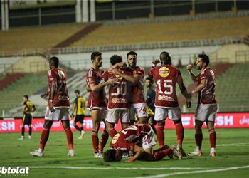 الأهلي بزيه التقليدي أمام الاتحاد السعودي في كأس العالم للأندية 2023
