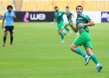 فيديو إلياس الجلاصي يهدر ركلة جزاء لـ المصري أمام الزمالك