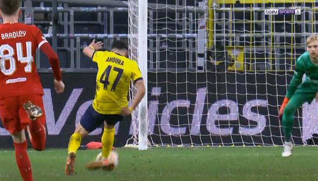 محمد الامين عمورة كاد ان يسجل هدف امام ليفربول في الدوري الاوروبي