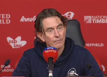 مدرب برينتفورد يعلن خبر ا صادم ا لـ منتخب الكاميرون قبل كأس أمم إفريقيا