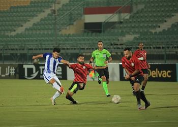 فيديو المقاولون العرب يهزم طلائع الجيش بثنائية في الدوري المصري