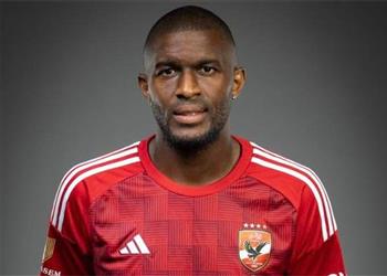 فيديو طرد مباشر لـ موديست في مباراة الأهلي والاتحاد السعودي