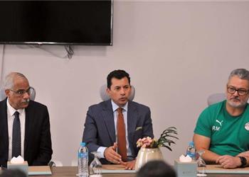 بعد أنباء رغبته في مد إجازته حتى الكريسماس اتحاد الكرة يتواصل مع ميكالي