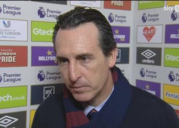 إيمري عن اشتباكات أستون فيلا وبرينتفورد لست سعيد ا بسلوك لاعبي فريقي