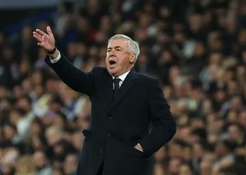 أنشيلوتي بعد إصابة ألابا بالرباط الصليبي تحملنا الكثير ولم أشهد ذلك في فريقي مطلق ا