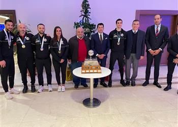 أشرف صبحي يستقبل بعثة الإسكواش بعد تتويجها ببطولة العالم بـ نيوزيلندا