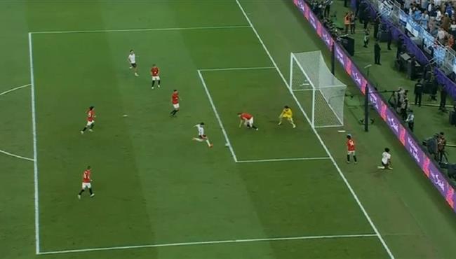 جوليان ألفاريز كاد ان يسجل هدف لمانشستر سيتي امام اوراوا