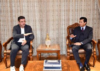 صور أشرف صبحي يجتمع بـ روي فيتوريا قبل كأس أمم إفريقيا