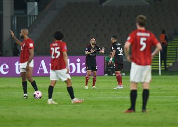 فيديو الأهلي يهزم أوراوا برباعية ويتوج بالبرونزية الرابعة في تاريخه بـ كأس العالم للأندية
