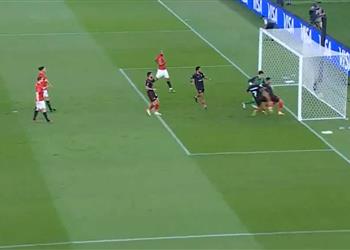 فيديو ياسر إبراهيم وبيرسي تاو يسجلان هدفين لـ الأهلي أمام أوراوا خلال 6 دقائق