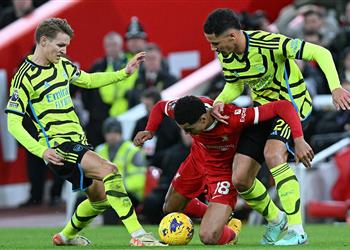 فيديو لاعب آرسنال يعترف ليفربول كان يستحق ضربة جزاء أمامنا