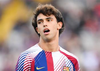 أتلتيكو مدريد يستقر على موقفه من مد إعارة جواو فيليكس إلى برشلونة