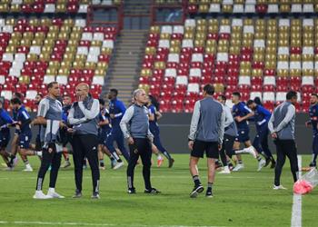 خالد بيبو ي فسر غياب زعلوك عن مران الأهلي واستبعاد مروان عطية من مباراة سيراميكا كليوباترا