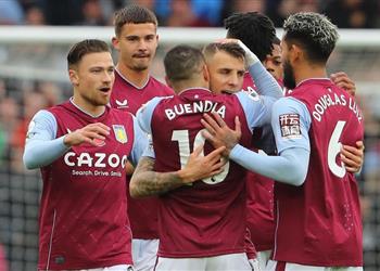 سبورت برشلونة يراقب لاعب أستون فيلا الإنجليزي