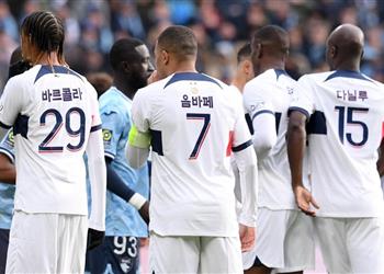 فيديو بـ10 لاعبين باريس سان جيرمان يعزز صدارته بفوز صعب على لوهافر في الدوري الفرنسي