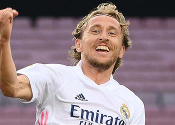 مودريتش أريد مواصلة كتابة التاريخ في ريال مدريد