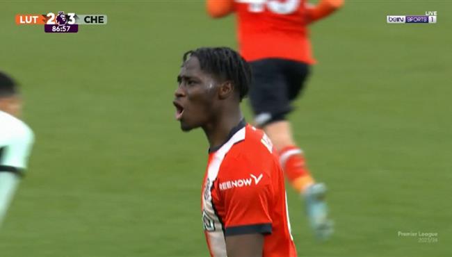 هدف لوتون تاون الثاني في مرمي تشيلسي بالدوري الانجليزي