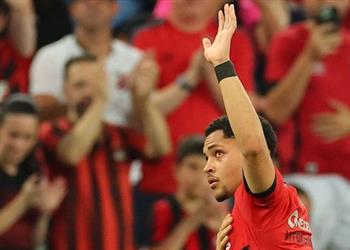 فيتور روكي حلمي كان اللعب في أوروبا وفلسفتي أوصلتني إلى برشلونة