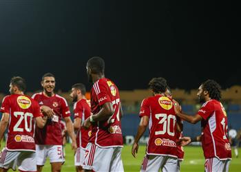 خاص تحديد عدد الجماهير في مباراة الأهلي وشباب بلوزداد