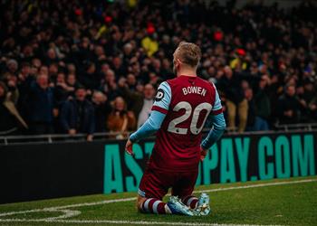 فيديو وست هام يقلب الطاولة على توتنهام بثنائية في الدوري الإنجليزي