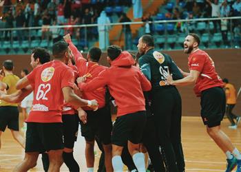 حارس يد الأهلي أشكر جمهور الزمالك الذي لم يتوقف عن السب فينا والفوز ببطولة أمامهم طعمه مختلف