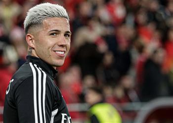 تشيلسي يحصل على استثناء من رابطة الدوري الإنجليزي بشأن إنزو فرنانديز