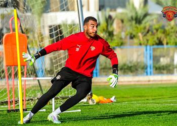 سيراميكا كليوباترا يعلن ضم إسلام ريشة 3 مواسم