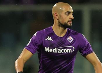 أمرابط يعتذر عن سلوكه بعد أزمة مفاوضات برشلونة ومدرب فيورنتينا يتخذ قرار ا