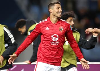 فيديو محمد شريف يسجل هدف الأهلي الثاني أمام أوكلاند سيتي