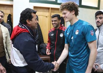 صور وزير الرياضة يحضر ودية منتخب مصر للشباب أمام جنوب السودان