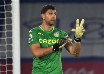 إيميليانو مارتينيز لدي ما يؤهلني للعب في دوري أبطال أوروبا