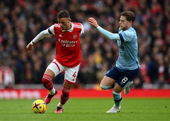 فيديو آرسنال يواصل نزيف النقاط ويتعادل مع برينتفورد في الدوري الإنجليزي