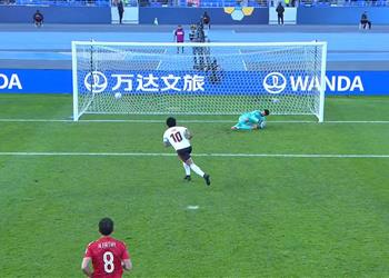 فيديو جابريل يسجل هدف فلامينجو الثالث أمام الأهلي