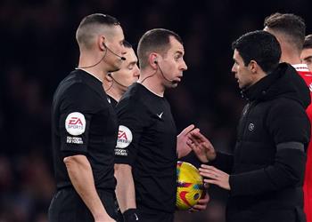 أرتيتا ينتقد احتساب هدف تعادل برينتفورد أمام آرسنال القواعد تتغير