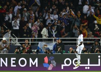 فينيسيوس جونيور ي سجل هدف ريال مدريد الخامس أمام الهلال