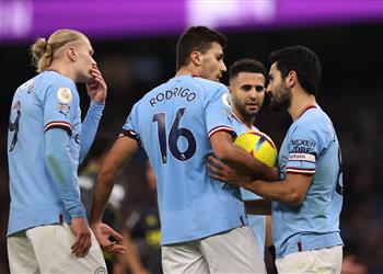 رودري يكشف حديث لاعبي مانشستر سيتي قبل تنفيذ محرز ركلة الجزاء أمام أستون فيلا