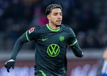 تقارير ناد ألماني ينافس بوروسيا دورتموند على ضم عمر مرموش