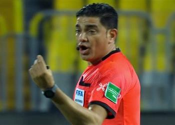 محلل تحكيمي سموحة استحق ركلة جزاء أمام الزمالك والحكم كان سيدخل التاريخ باحتسابها