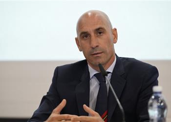 رئيس الاتحاد الإسباني سيأتي وقت لن تتمكن فيه من منافسة أندية الدوري الإنجليزي