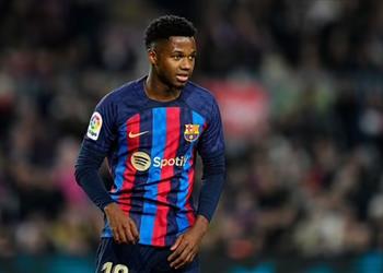 فاتي يحسم قراره بشأن مستقبله مع برشلونة بعد اهتمام ليفربول ومانشستر يونايتد