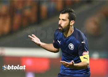 عبد الله السعيد يحصل على جائزة أفضل لاعب في مباراة بيراميدز وإنبي