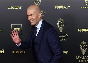 زيدان يلمح لعودته إلى التدريب قد يحدث ذلك بسرعة كبيرة