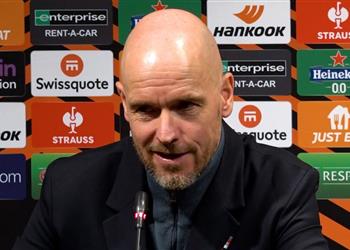 تين هاج يعترف بإمكانية منافسة آرسنال ومانشستر سيتي على لقب الدوري الإنجليزي