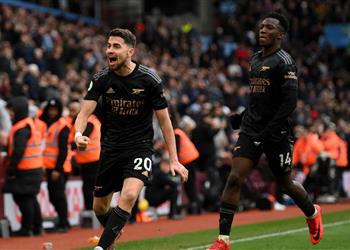 فيديو آرسنال يستعيد نغمة الانتصارات وصدارة الدوري الإنجليزي بالفوز على أستون فيلا برباعية