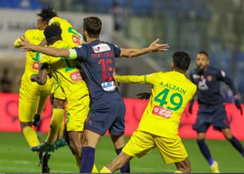 فيديو الخليج يبتعد عن منطقة الهبوط بثنائية أمام ضمك في الدوري السعودي